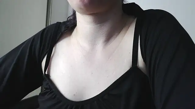 Snapshot of Aelita_bb chatting on 07-29-26, 09:24 Aelita bb online show from 07-29-26, 09:24