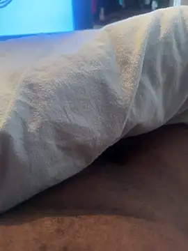 Snapshot of chocolatelongstrokes chatting on 03-05-26, 11:17 chocolatelongstrokes online show from 03-05-26, 11:17