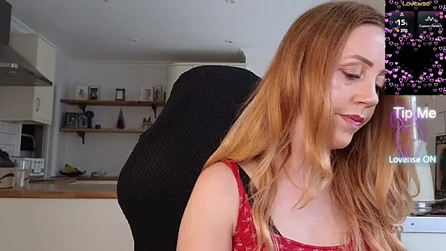 stripmequick online show from 06-12-26, 09:19