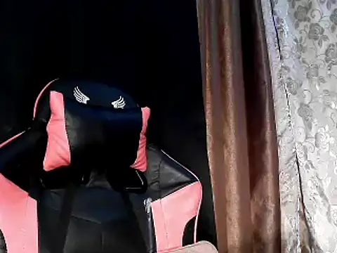 BrendaMore online show from 12-21-24, 04:46