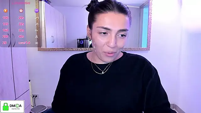 Snapshot of EricaVanderhill chatting on 07-05-26, 09:55 EricaVanderhill online show from 07-05-26, 09:55