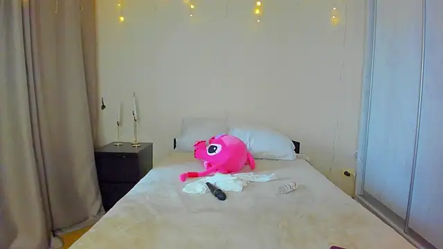 Bella Foryou online show from 01-21-25, 03:37