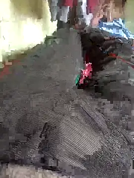 Snapshot of FinableKnee chatting on 11-18-25, 04:39 FinableKnee online show from 11-18-25, 04:39