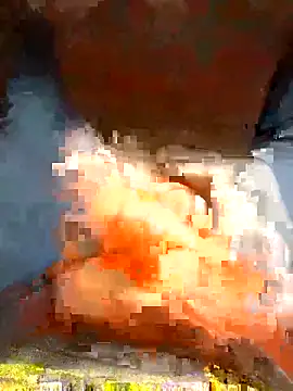 Snapshot of FinableKnee chatting on 02-25-26, 04:55 FinableKnee online show from 02-25-26, 04:55