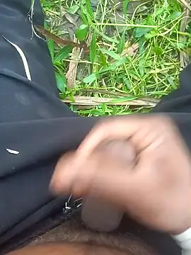 Snapshot of FinableKnee chatting on 03-16-26, 05:02 FinableKnee online show from 03-16-26, 05:02