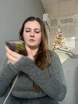 CandyShoopp online show from 12-23-24, 09:08