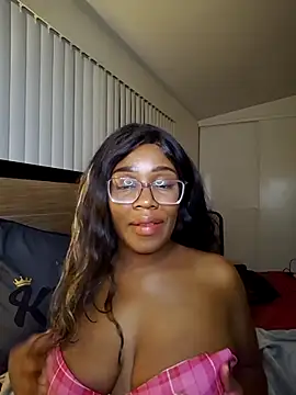 lollycoco online show from 11-25-25, 07:41