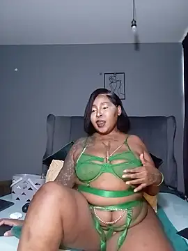 PearlSexxy69 online show from 07-09-26, 05:11