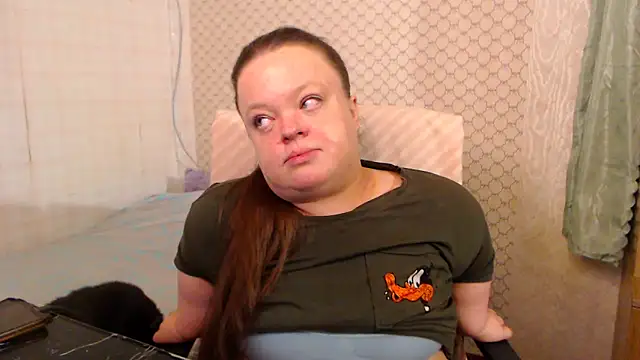 Snapshot of Janiffer_MiMi chatting on 06-19-26, 09:29 Janiffer MiMi online show from 06-19-26, 09:29