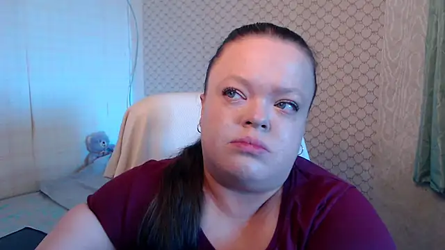 Snapshot of Janiffer_MiMi chatting on 07-31-26, 12:04 Janiffer MiMi online show from 07-31-26, 12:04
