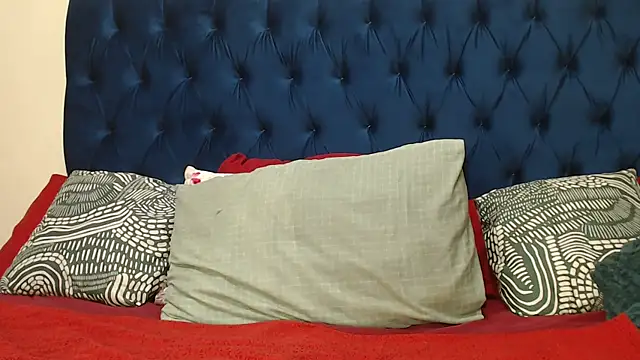 Snapshot of BADFATASS85 chatting on 11-17-25, 04:24 BADFATASS85 online show from 11-17-25, 04:24