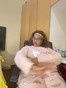 BADFATASS85 online show from 04-27-26, 05:38