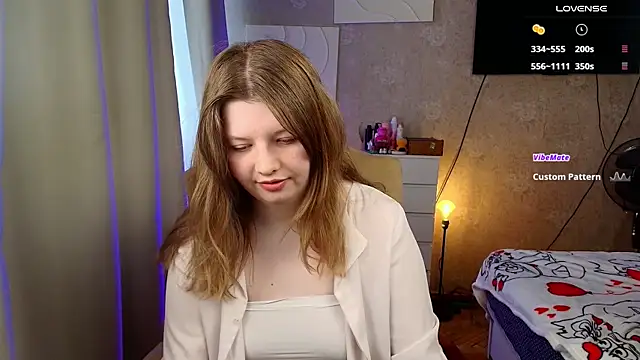 Vivian cutie online show from 04-26-26, 10:35