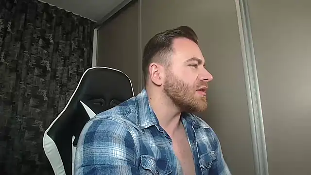 Thori92 online show from 02-20-25, 04:57