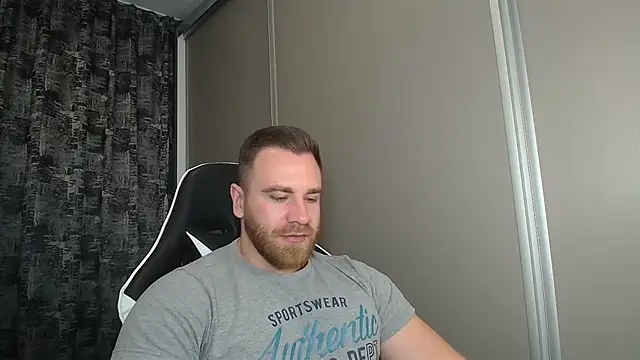 Thori92 online show from 11-11-25, 05:35