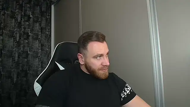 Thori92 online show from 02-19-26, 05:42