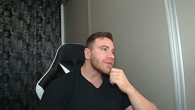 Thori92 online show from 03-25-26, 05:19