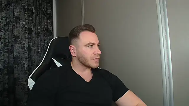 Thori92 online show from 04-12-26, 12:32