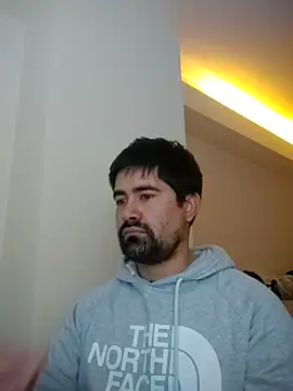 Snapshot of VonDoomdelToro chatting on 01-06-25, 04:26 VonDoomdelToro online show from 01-06-25, 04:26