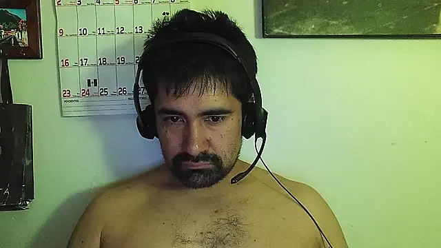 Snapshot of VonDoomdelToro chatting on 02-19-25, 09:17 VonDoomdelToro online show from 02-19-25, 09:17