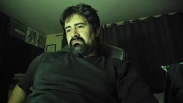 Snapshot of VonDoomdelToro chatting on 06-27-26, 06:29 VonDoomdelToro online show from 06-27-26, 06:29