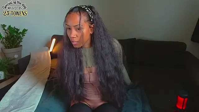 Therainqueen online show from 10-02-25, 09:05