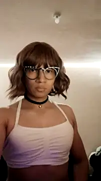 Snapshot of Anna_Luisa chatting on 01-13-25, 06:38 Anna Luisa online show from 01-13-25, 06:38