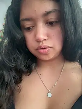 Snapshot of Peach_Girll chatting on 05-27-26, 07:00 Peach Girll online show from 05-27-26, 07:00