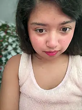 Peach Girll online show from 07-29-26, 08:40