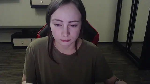 Laralianna online show from 03-17-25, 03:40