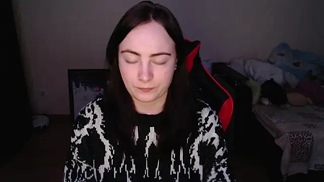 Laralianna online show from 01-13-26, 04:51