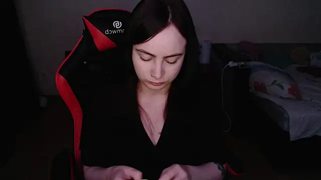 Laralianna online show from 02-23-26, 10:18