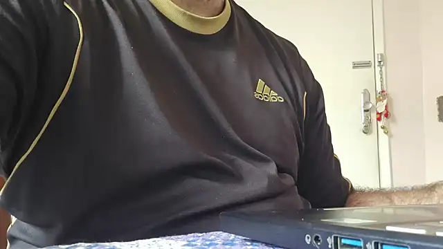 MysterBearMG online show from 12-19-25, 04:47