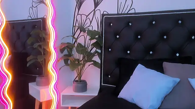 Sweet Ariadna  online show from 03-01-26, 12:18