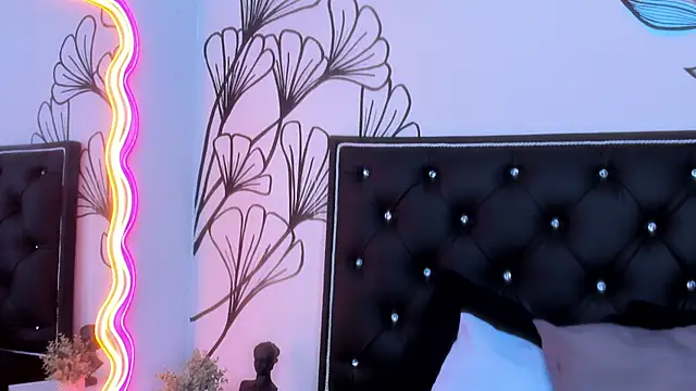 Sweet Ariadna  online show from 04-25-26, 01:41