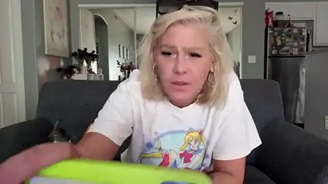 Lexi Shocker online show from 03-04-26, 11:00