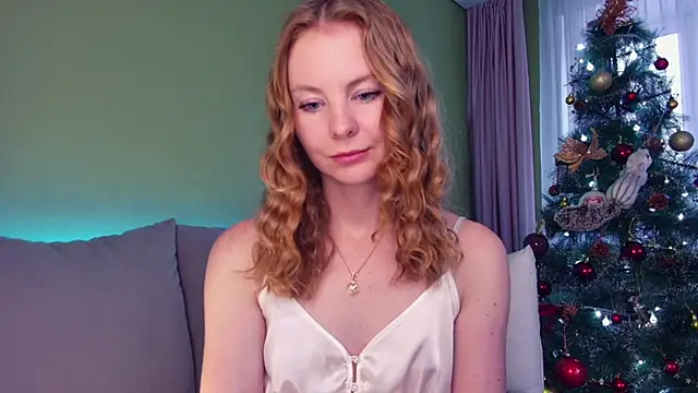 Cuddle Cat online show from 12-28-24, 11:09