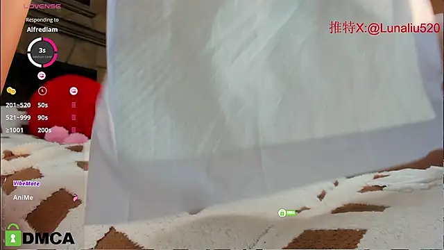 Snapshot of Luna520 chatting on 01-20-25, 03:50 Luna520 online show from 01-20-25, 03:50