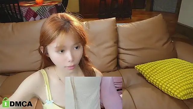 Snapshot of Luna520 chatting on 02-20-25, 03:52 Luna520 online show from 02-20-25, 03:52