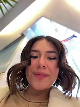 Snapshot of sammbunny chatting on 12-20-24, 10:32 sammbunny online show from 12-20-24, 10:32