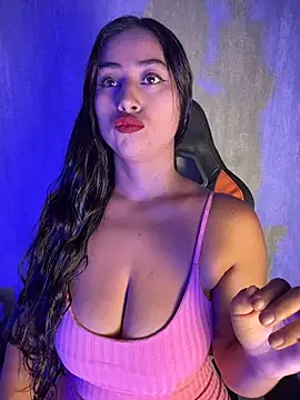 Valentinne z online show from 01-16-26, 11:25