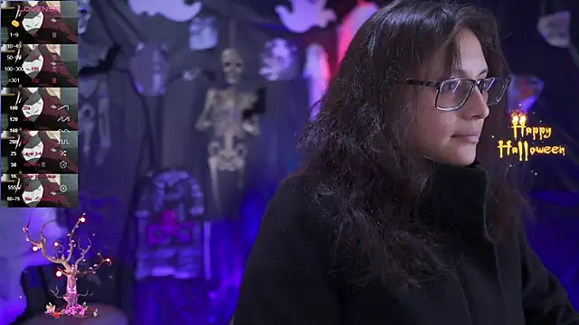 Kyomi chang online show from 10-27-25, 01:37