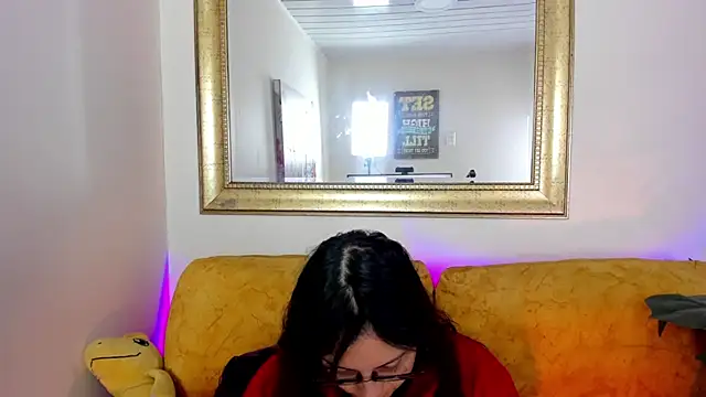 Kyomi chang online show from 04-20-26, 12:52