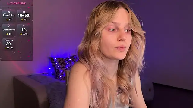 Snapshot of Chanel_Gill chatting on 02-09-25, 03:23 Chanel Gill online show from 02-09-25, 03:23