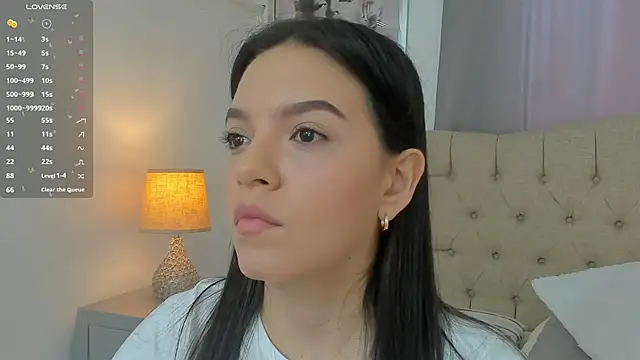 Snapshot of Beautyari_ chatting on 01-13-25, 12:13 Beautyari online show from 01-13-25, 12:13