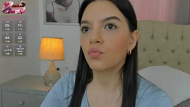 Snapshot of Beautyari_ chatting on 02-28-25, 12:20 Beautyari online show from 02-28-25, 12:20