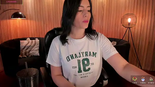 Snapshot of JennaOlsonX chatting on 11-20-25, 06:40 JennaOlsonX online show from 11-20-25, 06:40