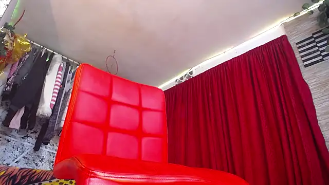 hornytsblonde online show from 12-20-25, 02:46