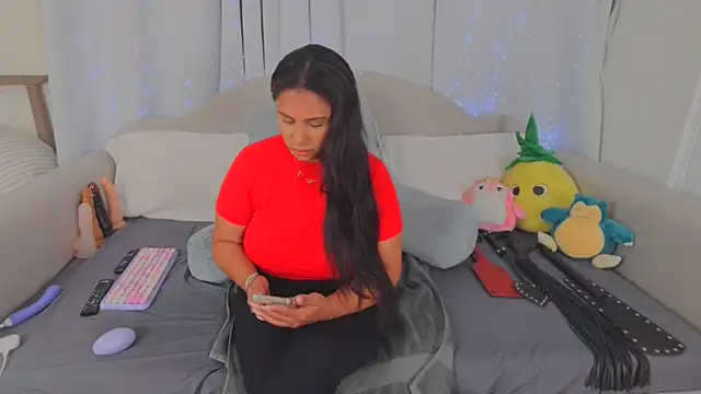 MeghanXO online show from 06-18-26, 02:10