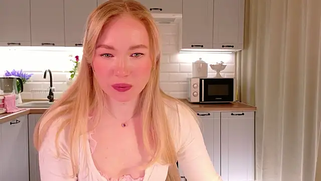 Snapshot of Veronika_Mitchel chatting on 02-16-26, 04:47 Veronika Mitchel online show from 02-16-26, 04:47